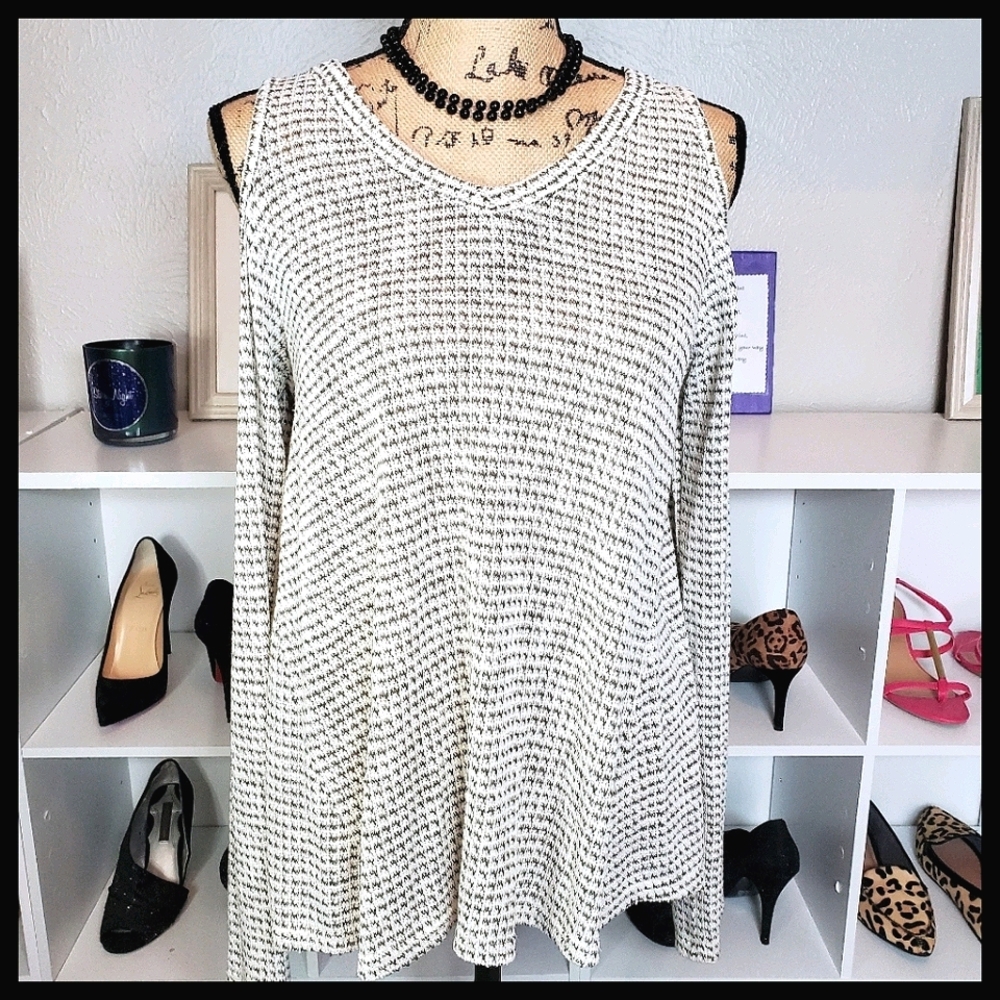 Poof - Cold Sholder, Long Sleeve Sweater Brown, Large